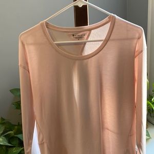 Athleta ballet pink long sleeve twist back top, excellent used condition, small